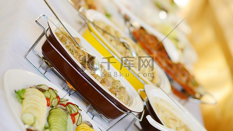 行业背景：食品代工的兴起与市场细分