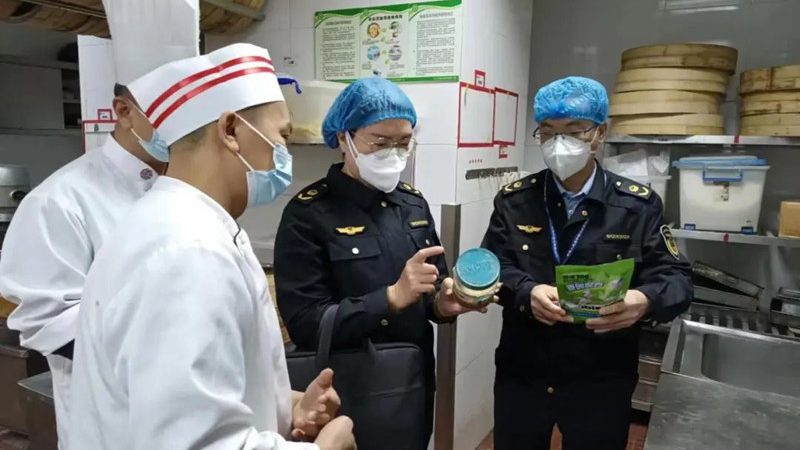 喜糖的配料表是判断其品质的重要依据。以下是一些需要注意的配料：